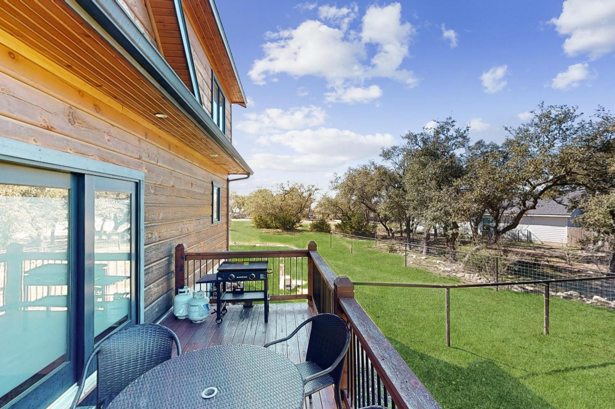 Luke Lake Living Canyon Lake Exterior photo