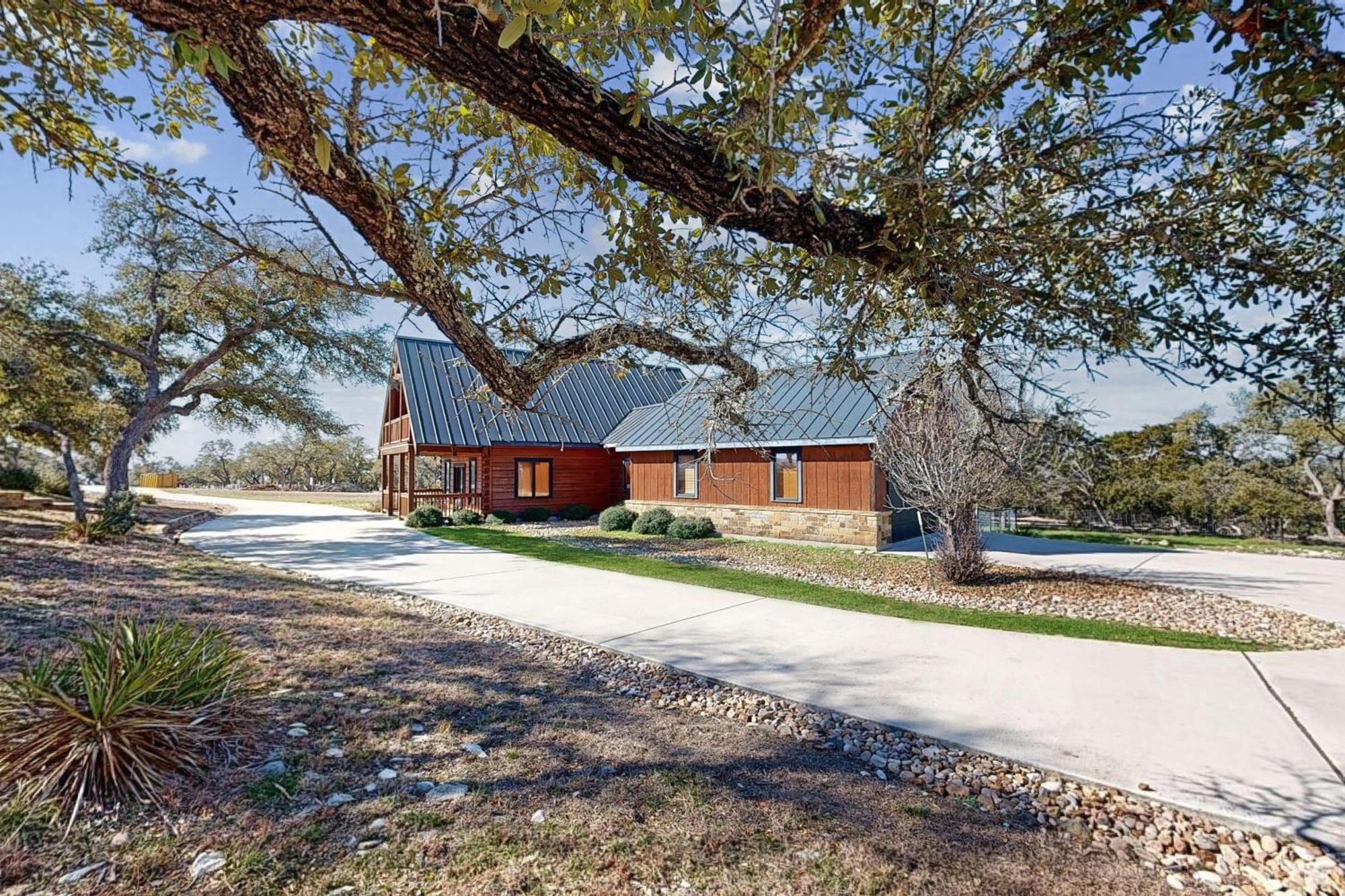 Luke Lake Living Canyon Lake Exterior photo